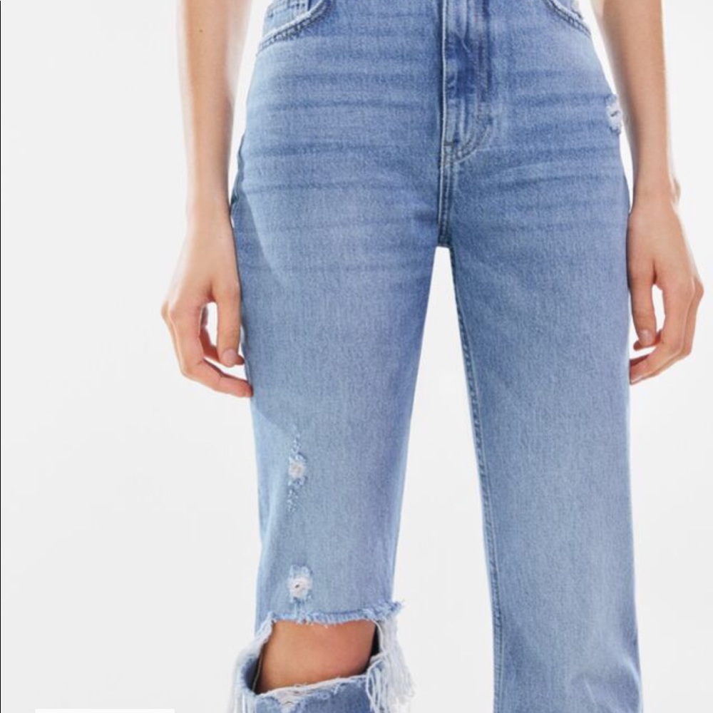 New! Ripped flare jeans - Picture 3 of 8